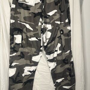 Men's Camouflage Cargo Pants